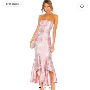 URGONIA PINK GOWN- ISO SIZE MEDIUM!!!